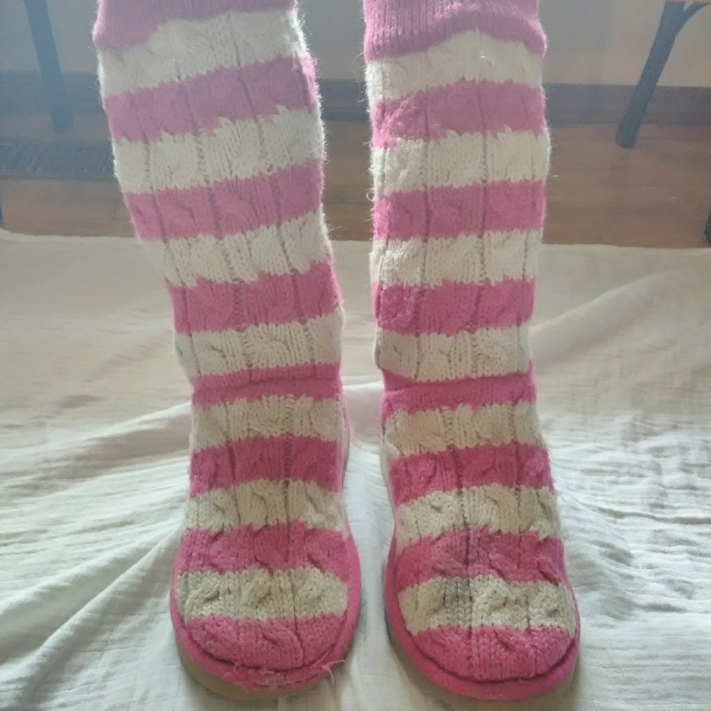 Ugg Cable knit boots